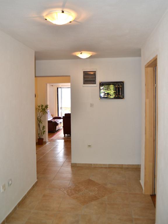 Apartments Dobrisa Cattaro Esterno foto